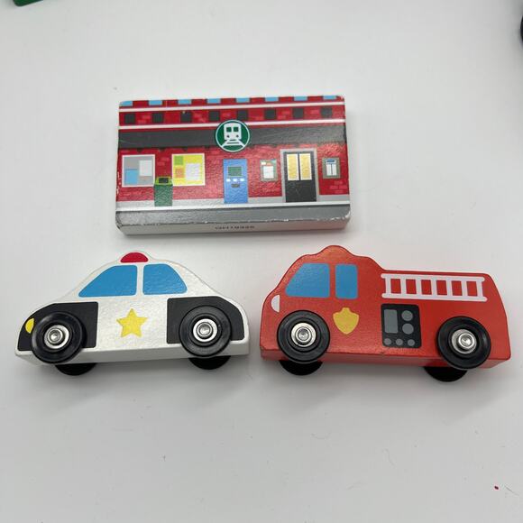 Melissa & Doug Wooden Train Engine Coach Caboose Cars Signs Thomas Railway BRIO - Picture 2 of 8